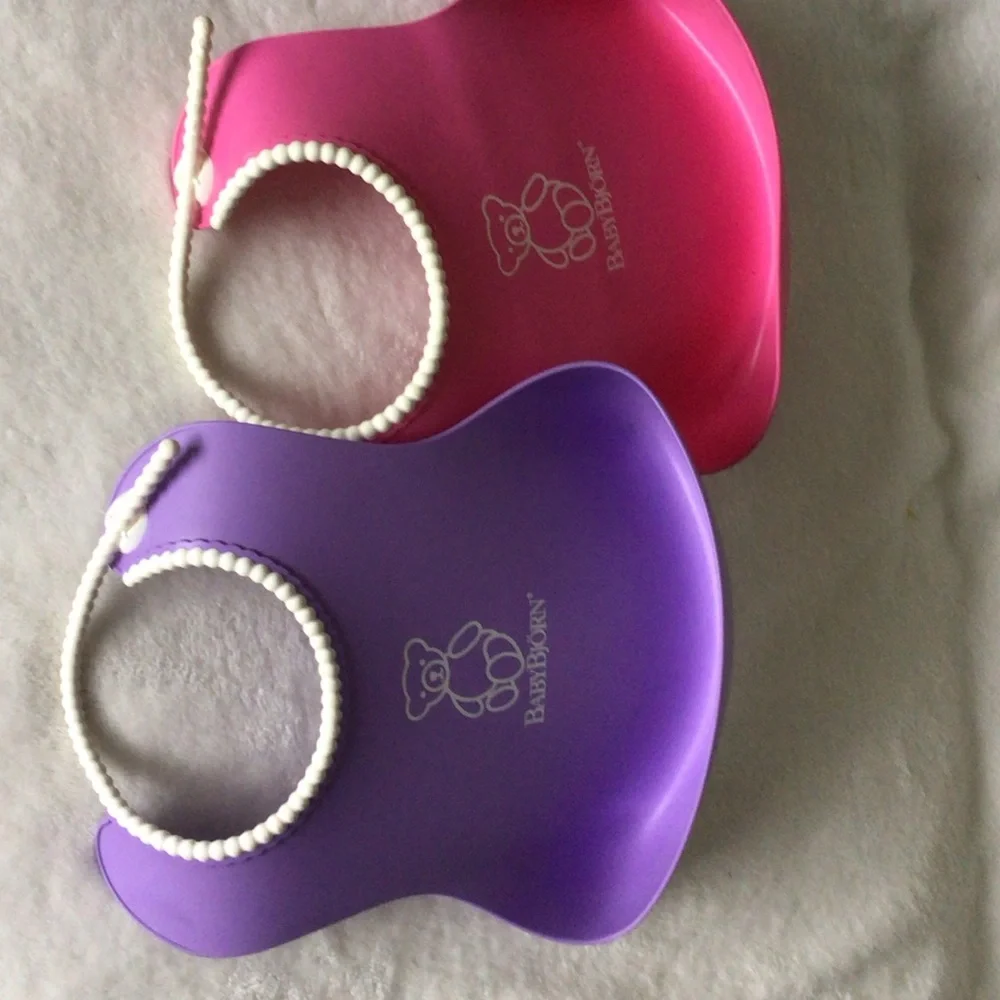 BabyBjörn Silicone Bibs in Purple and Pink - Set of 2